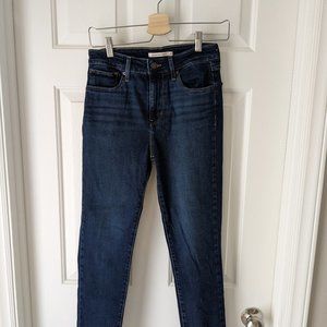 Levi's 721 High Rise Skinny Jeans